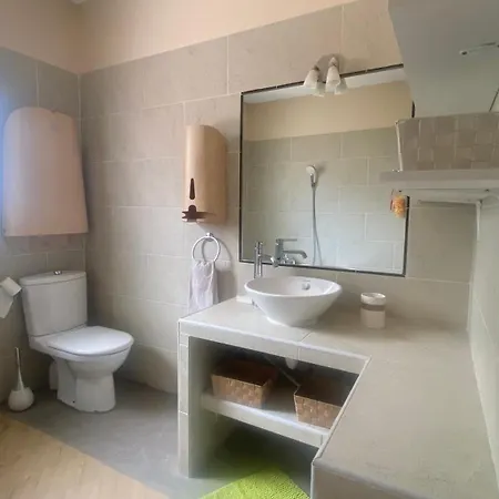 Leana Holiday home *