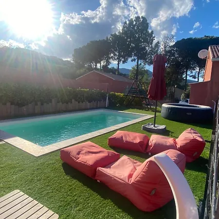 Holiday home Leana *
